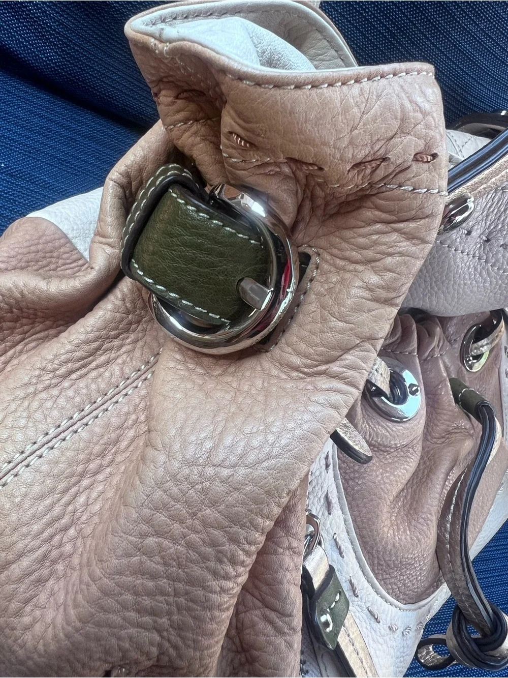 B Makowsky Lisbon Hobo Shoulder Bag Multicolor Leather Cream Tan Gold Slouchy